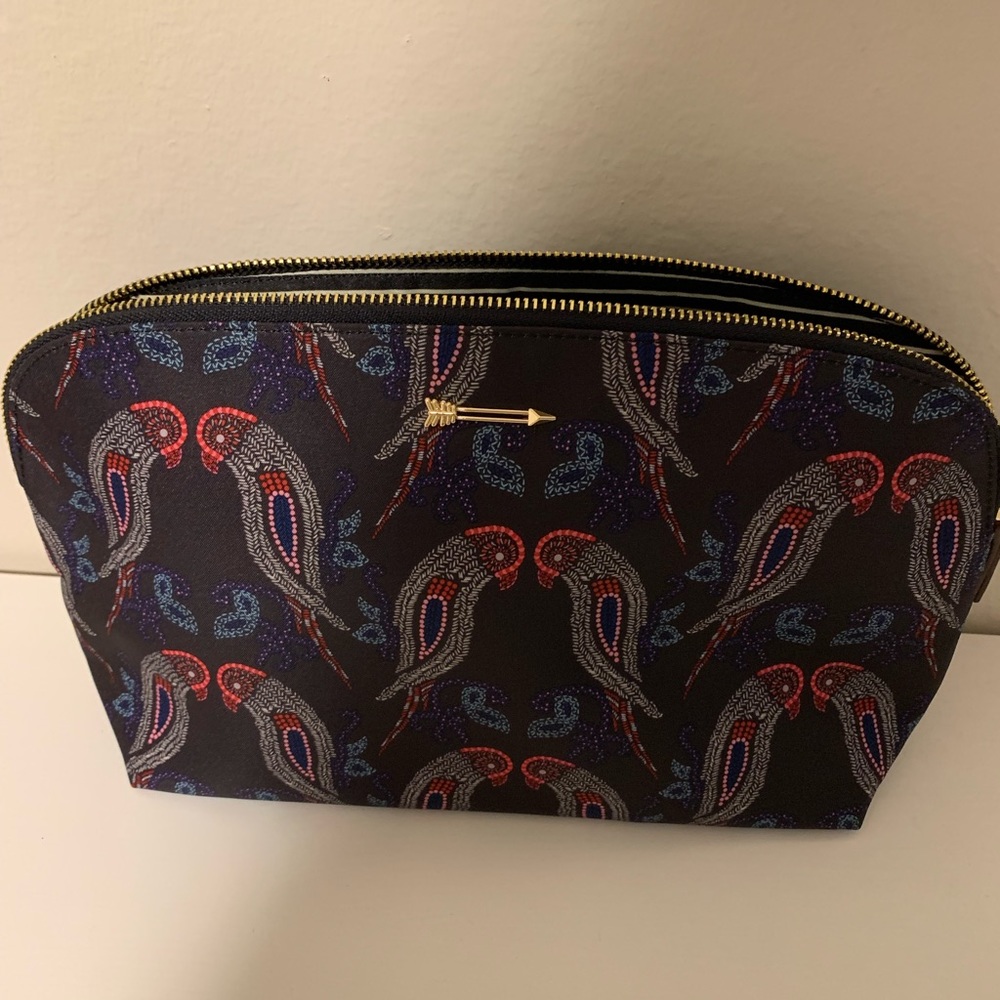 Stella & Dot - Dove Print Cosmetic Bag
